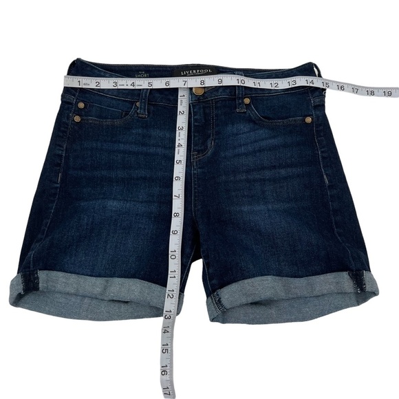 Liverpool Jeans Company The Short Cuffed Hem Denim Jean Shorts Size 2 Women's - Picture 5 of 10
